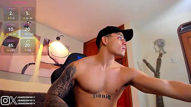 Snapshot of _joansoto chatting on 04-11-26, 05:06 joansoto online show from 04-11-26, 05:06