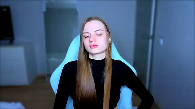 StellaLawless online show from 05-30-26, 08:17