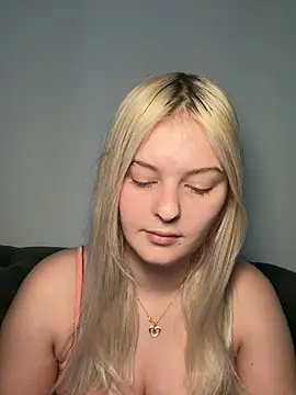 Allylove03 online show from 04-06-26, 04:21