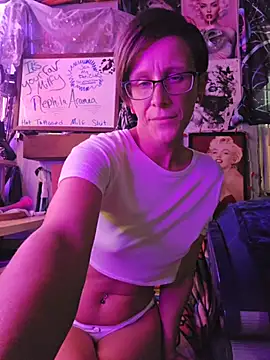 nephilaaranea online show from 04-26-26, 06:16