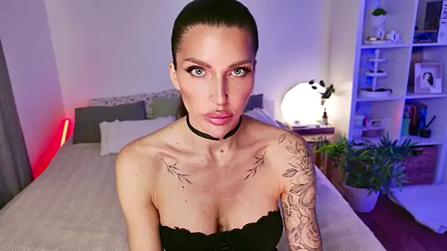 Snapshot of Sasha_Miro chatting on 05-21-26, 03:24 Sasha Miro online show from 05-21-26, 03:24