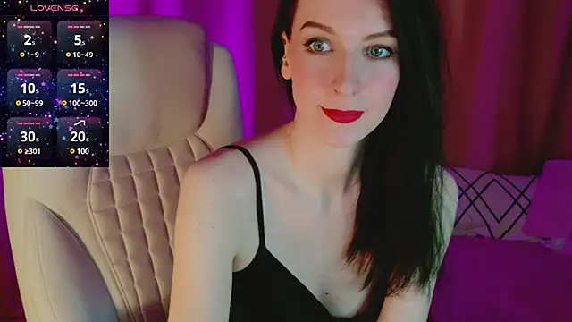 Snapshot of AndreaAshton chatting on 02-21-25, 04:26 AndreaAshton online show from 02-21-25, 04:26