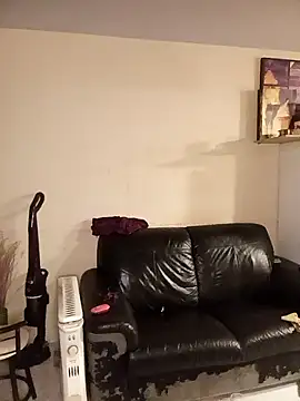 Snapshot of Sexboompower chatting on 01-12-26, 10:37 Sexboompower online show from 01-12-26, 10:37