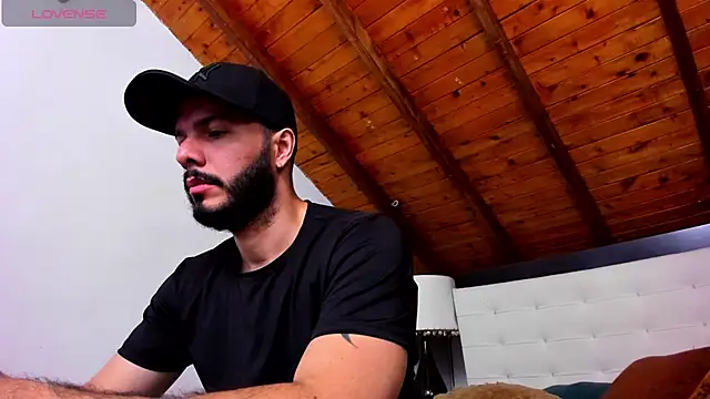 Tom Bailey online show from 03-30-26, 01:56