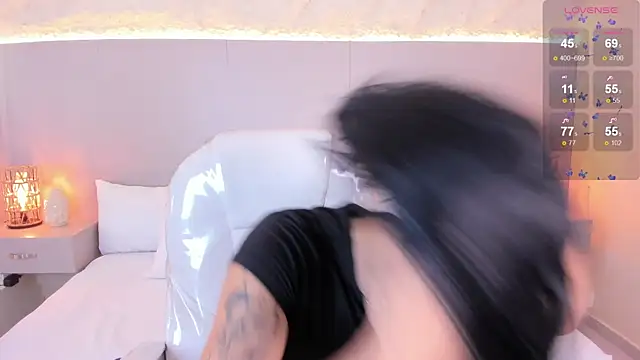 JessyEvans online show from 04-14-26, 07:31