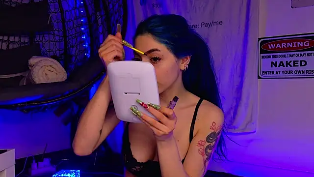 AriaVoss online show from 04-10-26, 08:57