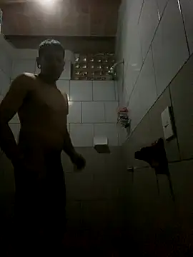 Snapshot of nowex18 chatting on 11-16-25, 01:44 nowex18 online show from 11-16-25, 01:44