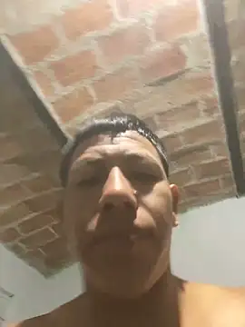 Snapshot of nowex18 chatting on 12-18-25, 02:56 nowex18 online show from 12-18-25, 02:56