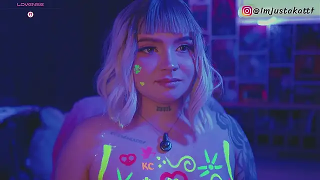 sensualkattt online show from 05-16-26, 12:40