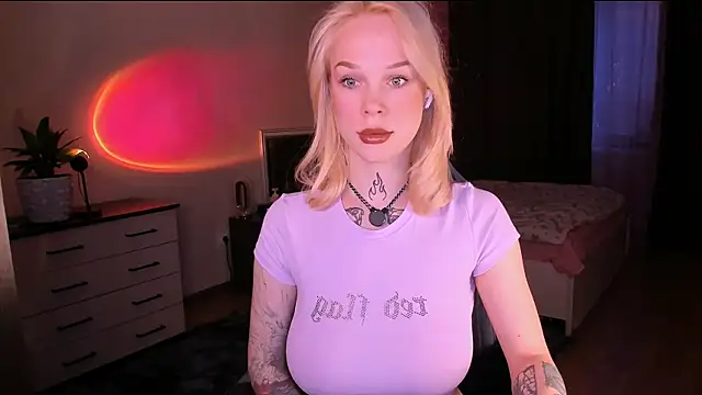 Polusladkoye online show from 04-15-26, 05:09