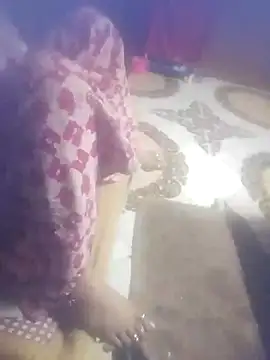 Snapshot of Working- chatting on 02-14-26, 06:04 Working- online show from 02-14-26, 06:04