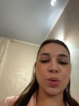 Snapshot of JessicaCartier chatting on 05-28-26, 06:27 JessicaCartier online show from 05-28-26, 06:27