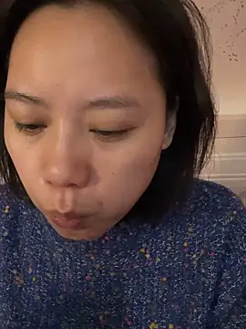 Eliza-E online show from 02-12-26, 01:22