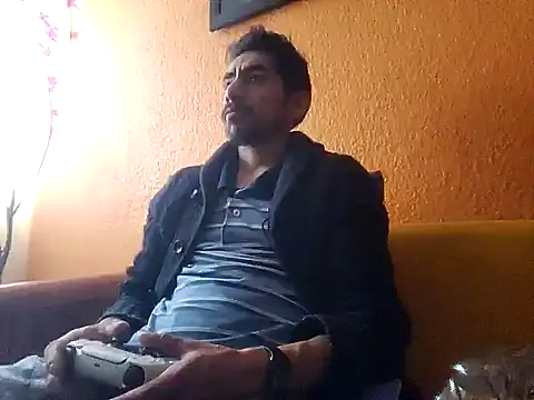 Angel Coronel online show from 12-05-24, 08:55