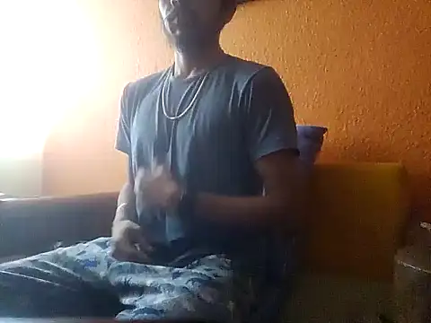 Angel Coronel online show from 01-20-25, 03:50