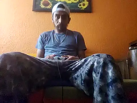 Angel Coronel online show from 01-20-25, 10:37