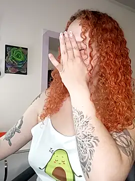 Snapshot of Alaska_colors7 chatting on 04-05-26, 02:03 Alaska colors7 online show from 04-05-26, 02:03