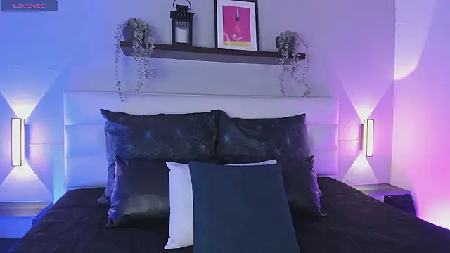 sofi bakerr online show from 02-06-26, 11:57