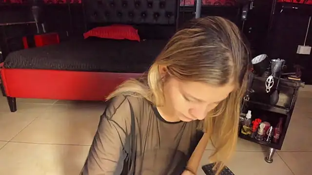 Snapshot of JAYLEN_BDSM chatting on 01-07-26, 11:45 JAYLEN BDSM online show from 01-07-26, 11:45