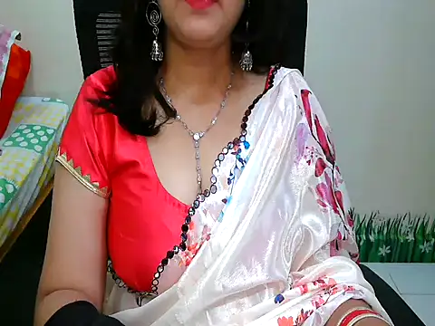 Inviting Aanya online show from 10-18-25, 04:04