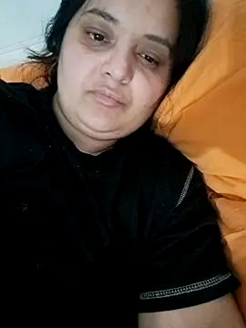 sarahhh1987 online show from 03-11-26, 06:36