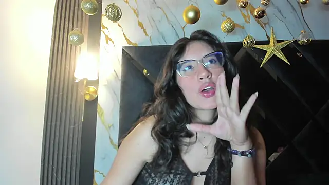 CoralineSanchez online show from 02-03-26, 03:04
