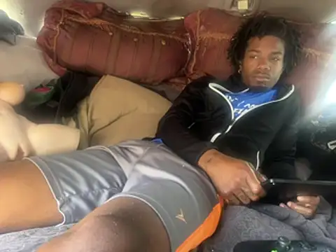 SlimeCrownzOut5 online show from 02-16-26, 05:53