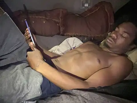 SlimeCrownzOut5 online show from 03-08-26, 12:41