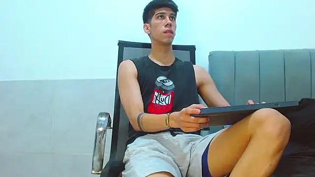 jhony-sex online show from 07-17-26, 09:30