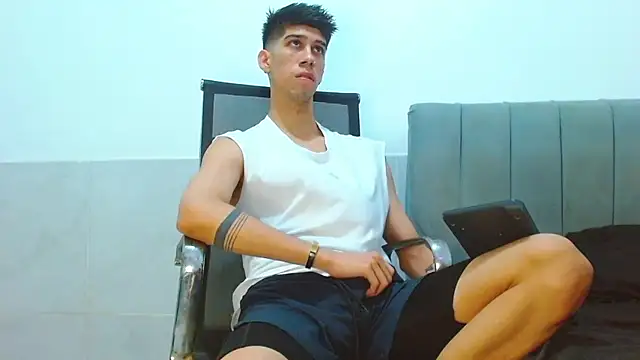 jhony-sex online show from 07-21-26, 07:00