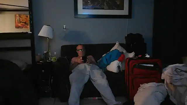 Snapshot of justjerkinaround666 chatting on 01-12-25, 08:14 justjerkinaround666 online show from 01-12-25, 08:14