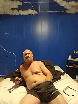 Snapshot of justjerkinaround666 chatting on 03-31-26, 04:18 justjerkinaround666 online show from 03-31-26, 04:18