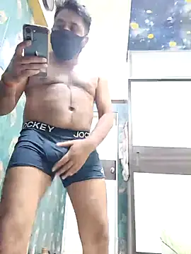 Snapshot of Daddy_inurhouse chatting on 10-22-25, 07:46 Daddy inurhouse online show from 10-22-25, 07:46