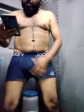 Snapshot of Daddy_inurhouse chatting on 11-09-25, 07:45 Daddy inurhouse online show from 11-09-25, 07:45