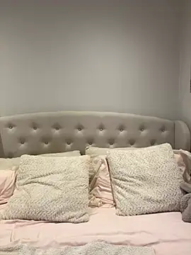 Snapshot of princesslola666 chatting on 02-10-26, 03:05 princesslola666 online show from 02-10-26, 03:05