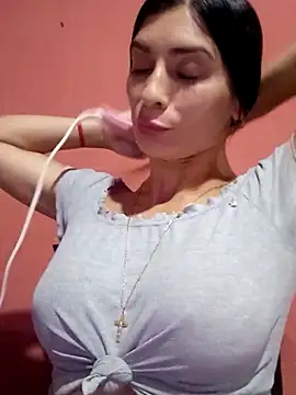 Chicavixy online show from 01-17-26, 02:38