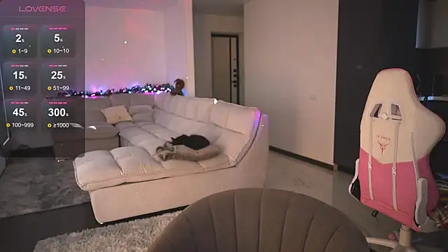 Snapshot of Your_Sweet_Julia chatting on 02-15-26, 04:20 Your Sweet Julia online show from 02-15-26, 04:20