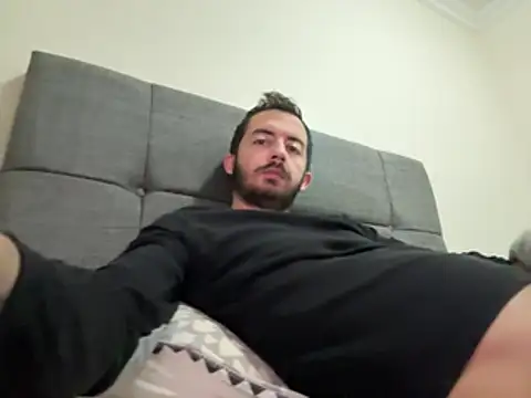 laynufff online show from 05-03-26, 03:56