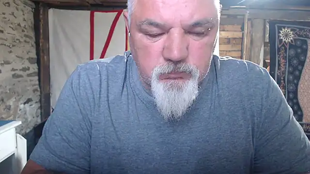 Snapshot of Newfiesausage1972 chatting on 06-21-26, 09:17 Newfiesausage1972 online show from 06-21-26, 09:17