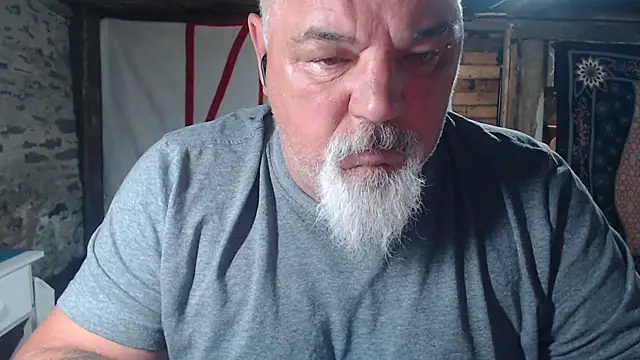 Snapshot of Newfiesausage1972 chatting on 06-22-26, 09:17 Newfiesausage1972 online show from 06-22-26, 09:17