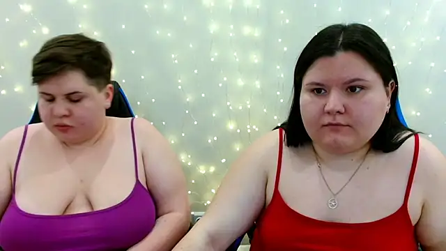 BeckyAndHellen online show from 02-11-26, 06:24
