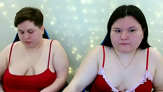 BeckyAndHellen online show from 04-17-26, 12:30