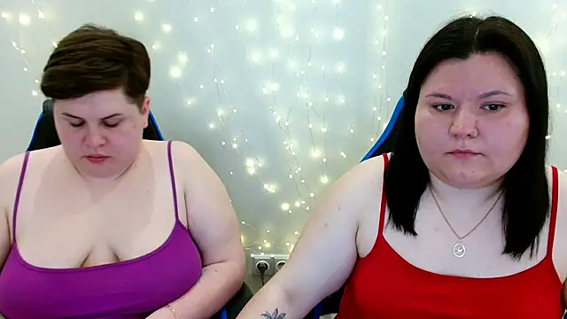 BeckyAndHellen online show from 05-17-26, 10:11