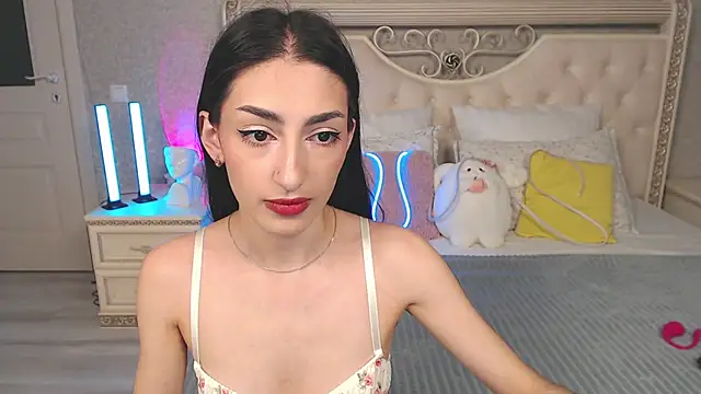 Snapshot of Lina_Robbins chatting on 06-04-26, 11:00 Lina Robbins online show from 06-04-26, 11:00