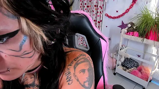 lady sontse  online show from 05-14-26, 08:26