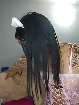 Snapshot of Yaumiko chatting on 07-09-26, 01:37 Yaumiko online show from 07-09-26, 01:37