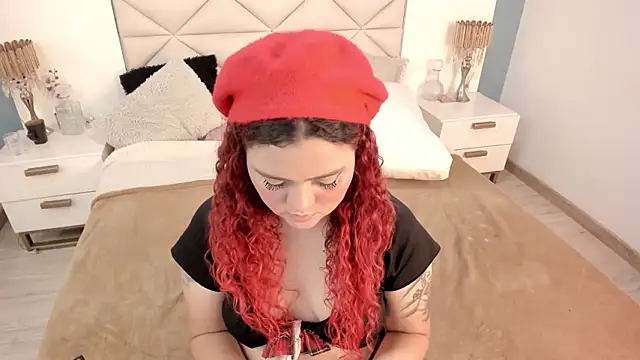 Twwiiggy online show from 03-13-26, 08:04