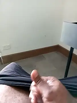 Snapshot of tuwegon chatting on 03-08-26, 02:26 tuwegon online show from 03-08-26, 02:26