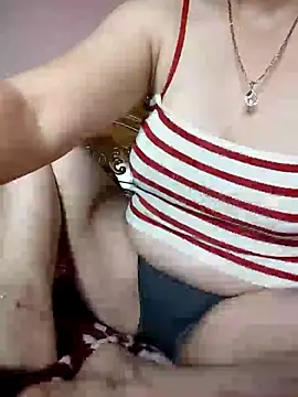 Snapshot of Mie610 chatting on 05-26-26, 05:36 Mie610 online show from 05-26-26, 05:36