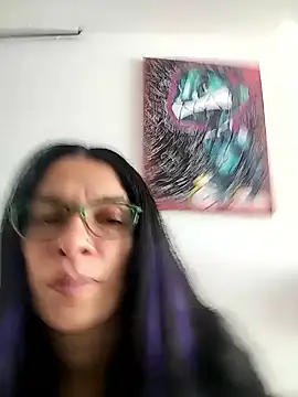 rebekka simpson online show from 06-11-26, 02:59
